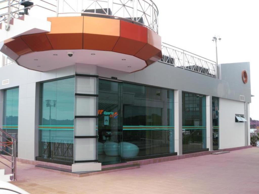 Plaza Sutera Biru Hotel Kuala Belait Extérieur photo